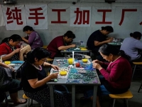 拿貨回家做，微創(chuàng)業(yè)在家開手工加工廠，比外出打工“好”在哪里