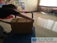 河北保定李女士在家做手工活加工，不用押金不用交錢(qián)，無(wú)需押金