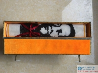 貴州陸女士在家兼職手工活串珠繡賺錢致富奔小康！