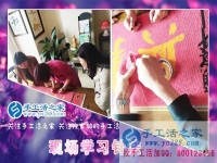 湖北武漢魏女士找到正規(guī)供料的手工活，白天上班晚上兼職手工活掙錢