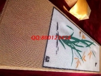 1月7日，純手工活外發(fā)加工，找手工活做，想接正規(guī)廠家的手工活，手工之家企業(yè)正規(guī)可靠，圖為勵志珠珠繡產品細節(jié)實拍