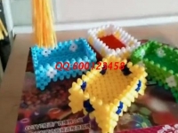 正規(guī)供料的手工活，這個外發(fā)手工活可以自己做，還可以組織人做