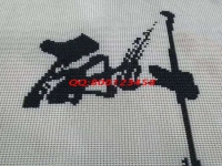 9月3日，做好珠繡外發(fā)手工活，在家做手工活掙錢，加工人員要做到這幾點(diǎn)。圖為勵志珠珠繡成品細(xì)節(jié)實(shí)拍