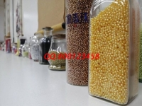 3月5日，手工工藝品在家兼職都能干，可以寄到家做的手工活，很多人選手工之家的珠繡串珠手工，圖為勵志珠珠繡串珠手工多款繡珠剪影